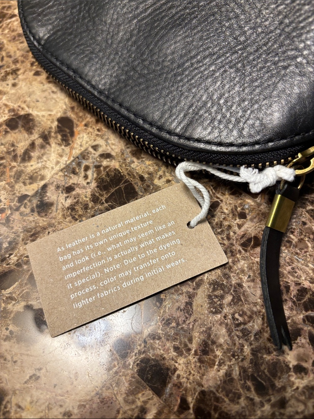 Madewell Black Leather Makeup Pouch Zip Around NWT - Picture 4 of 8